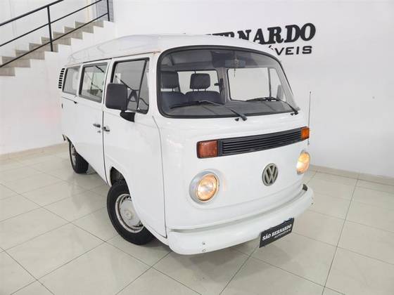 VOLKSWAGEN KOMBI 1.6 STD 8V GASOLINA 3P MANUAL